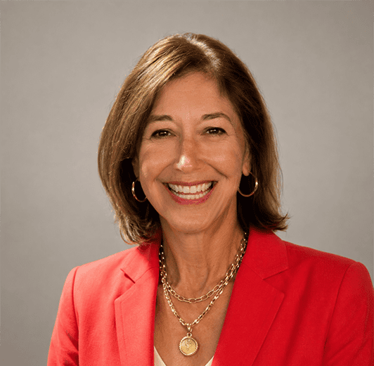 Emily Lyons